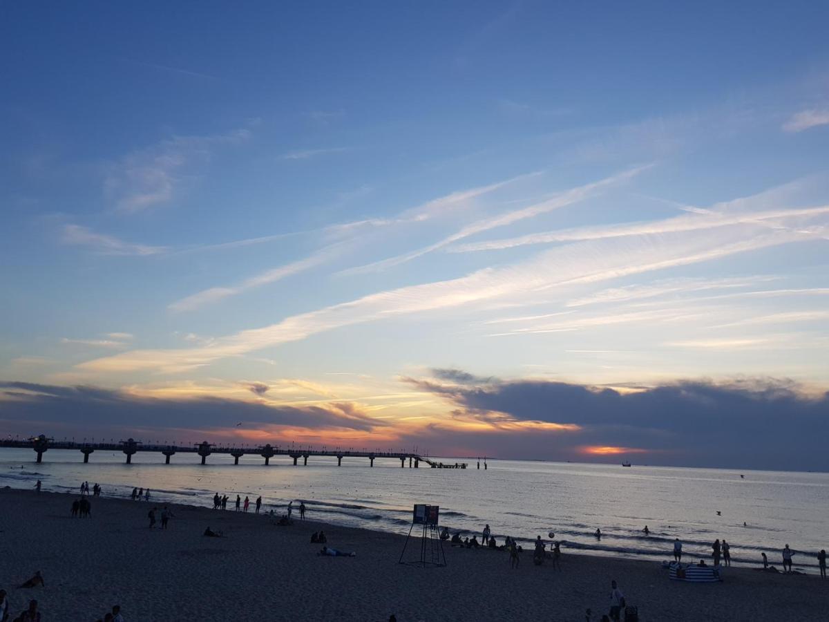 Strandidylle Apartment Mit Meerblick Und Kamin Miedzyzdroje Bagian luar foto